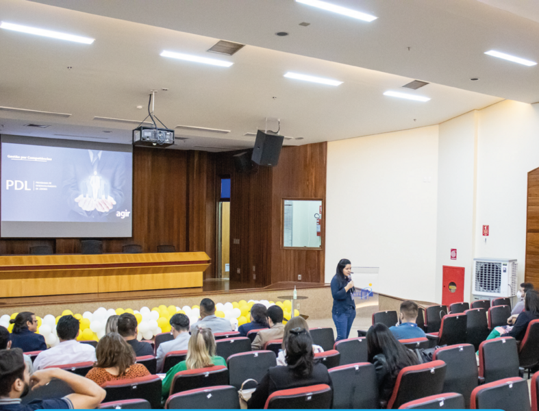 programa-de-desenvolvimento-de-lideres-da-agir-abordou-a-tematica-gestao-por-competencias-na-segunda-etapa